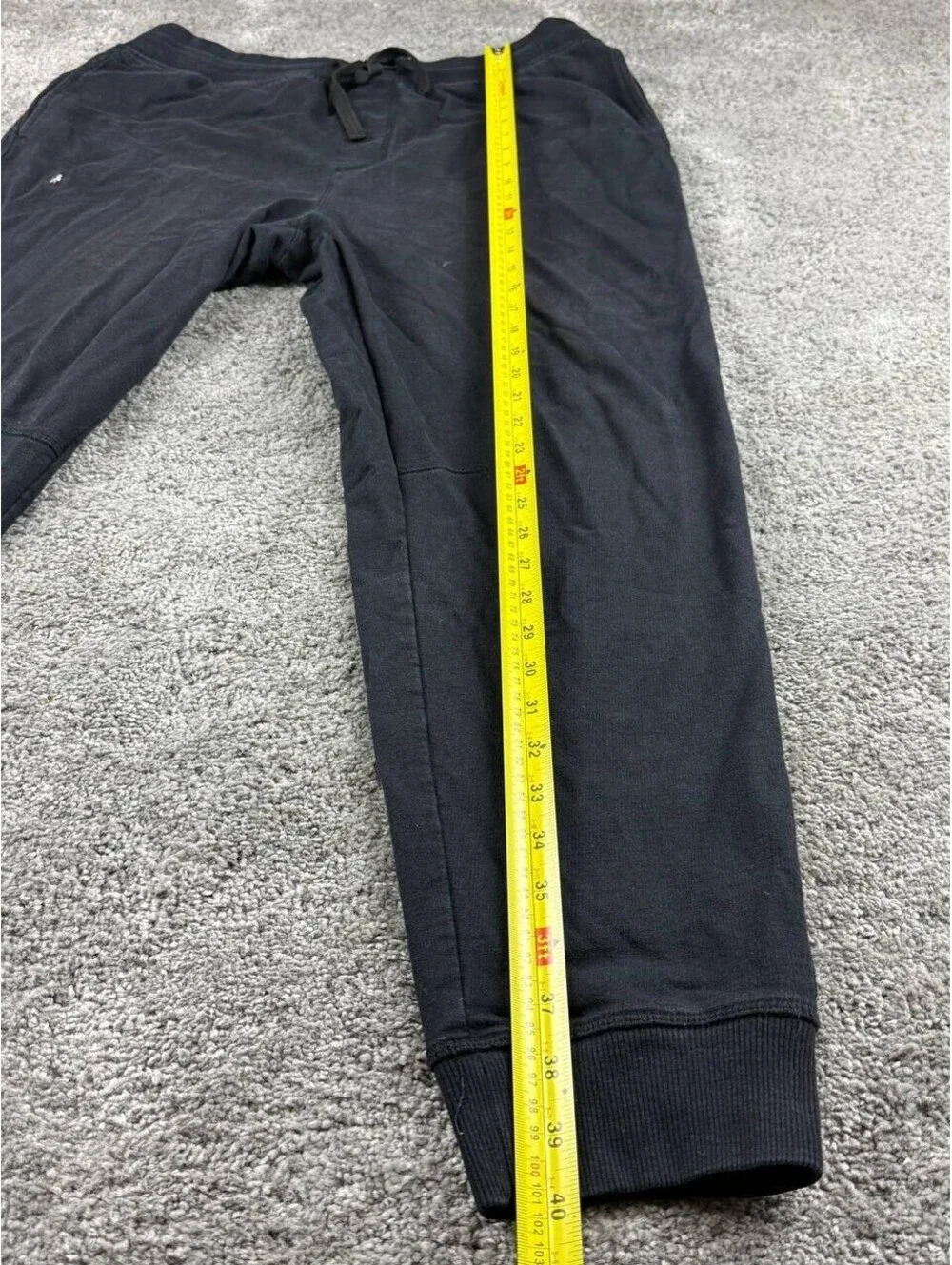 Under Armour Joggers Mens XL Black Sweatpants Loose Missing Logo